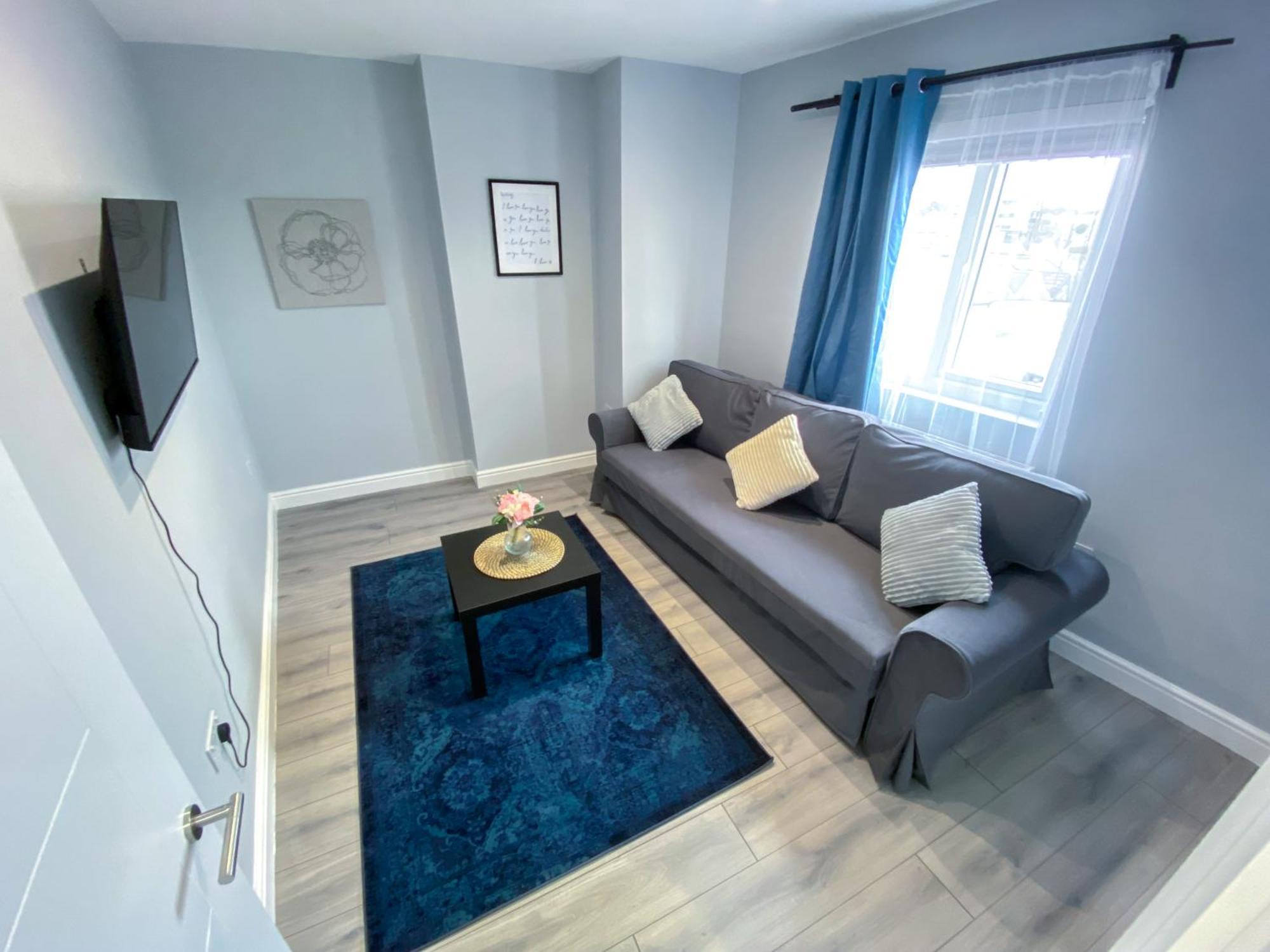 Large 1-Bedroom Flat, 5 Guest, London - F4 Exteriör bild