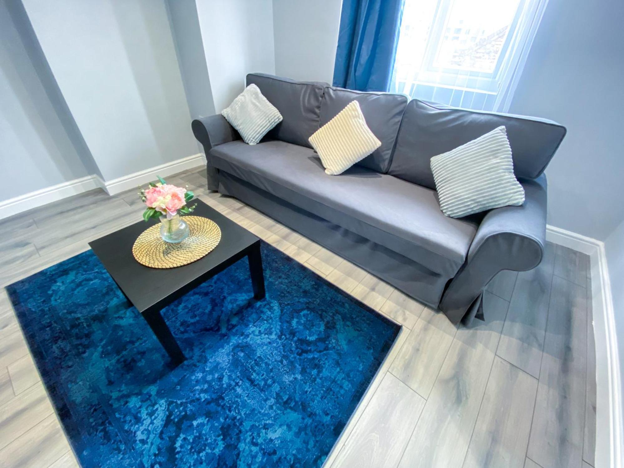 Large 1-Bedroom Flat, 5 Guest, London - F4 Exteriör bild